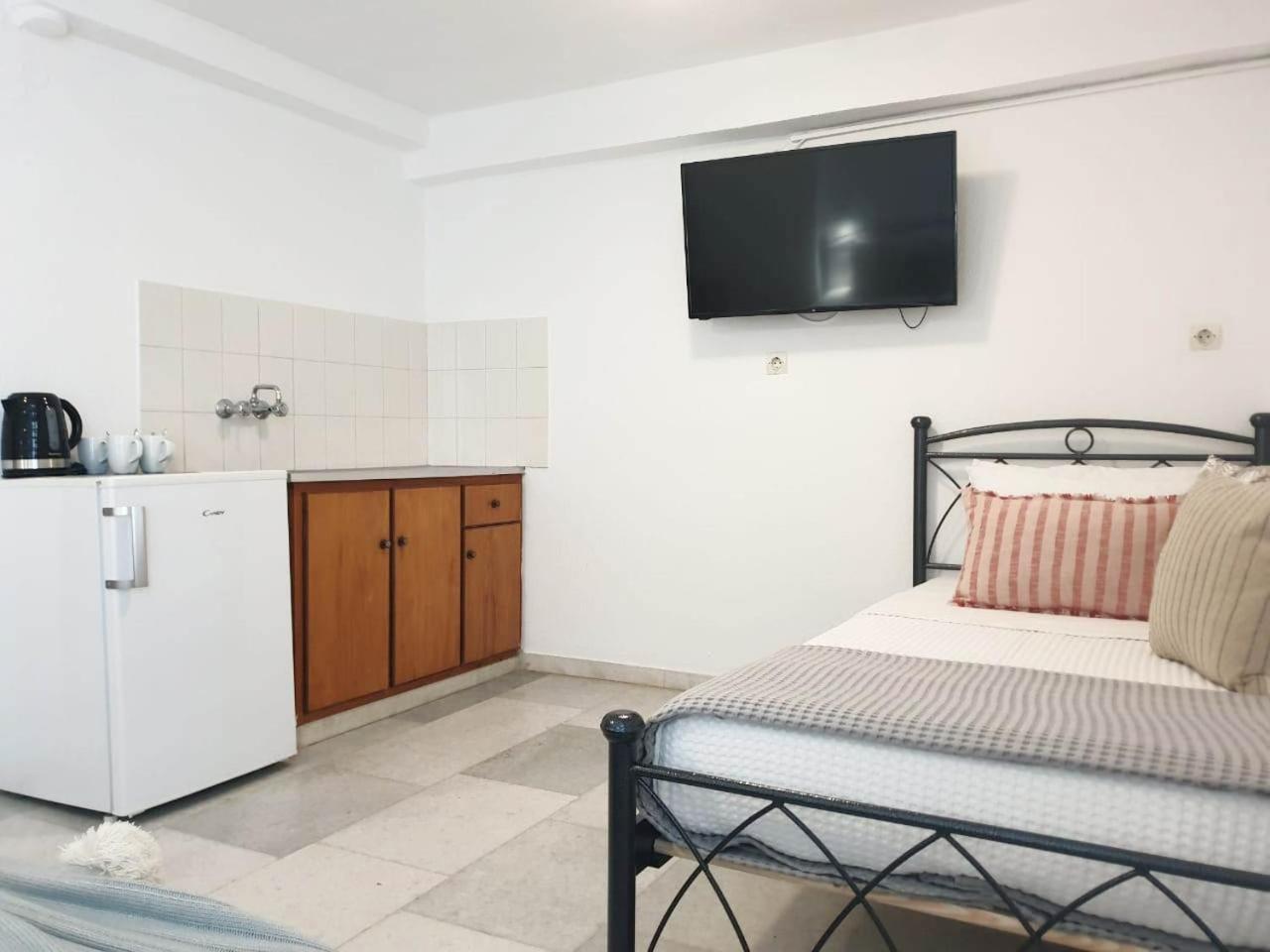 Apartamento Anemos Town Naxos City Exterior foto
