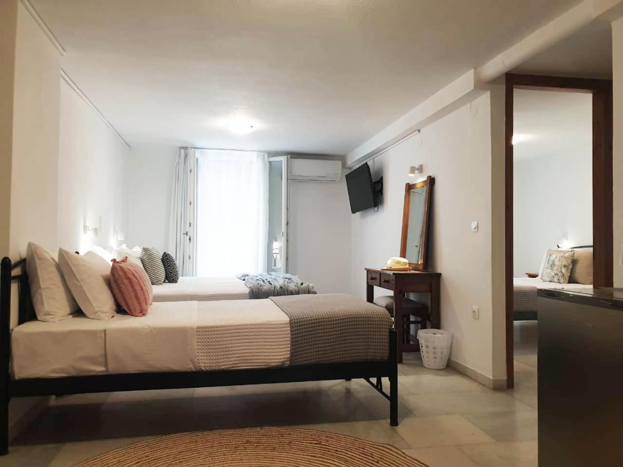 Apartamento Anemos Town Naxos City Exterior foto